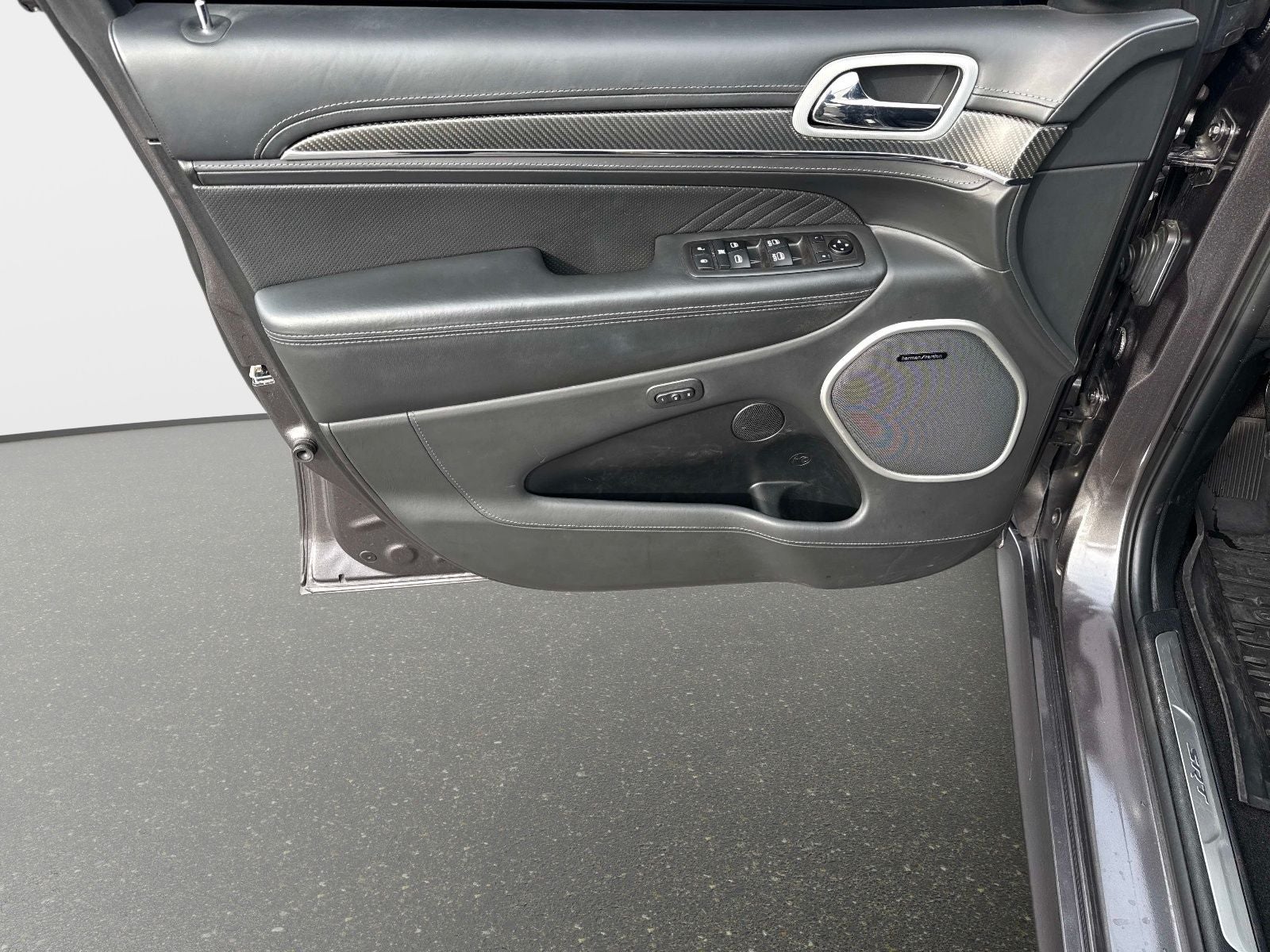 2021 Jeep Grand Cherokee SRT