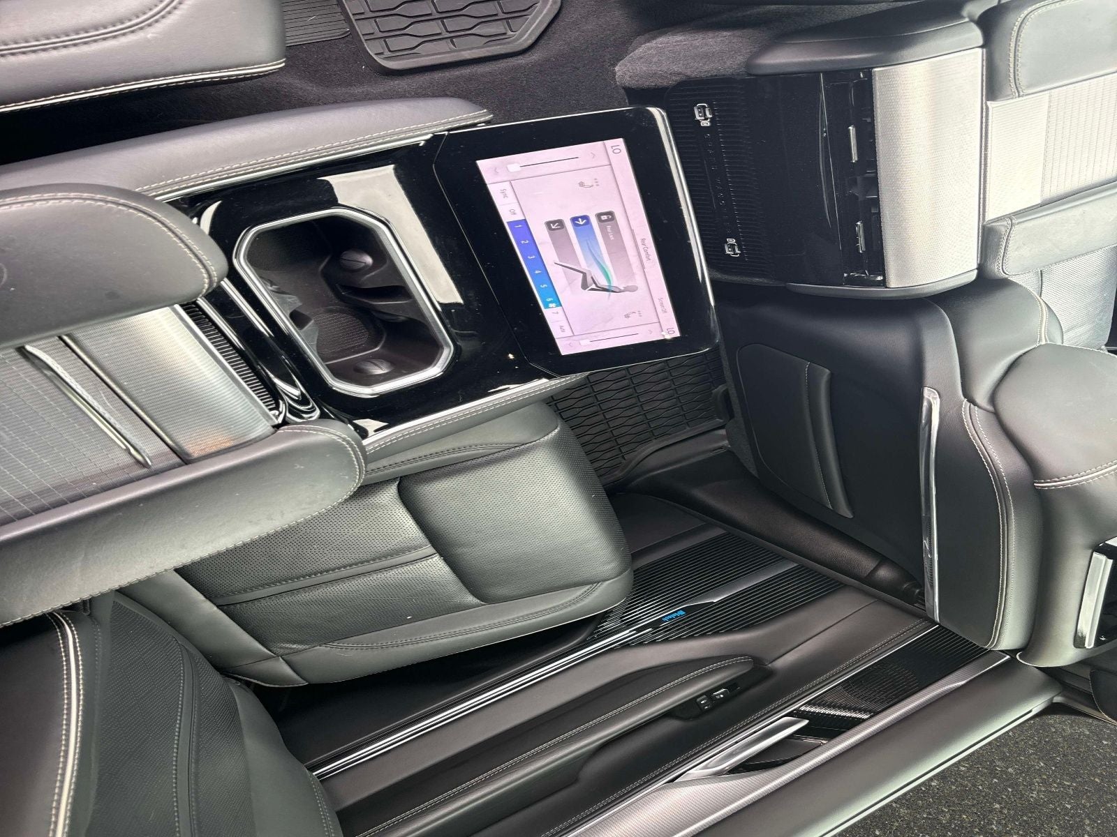 2023 Jeep Grand Wagoneer L Series II