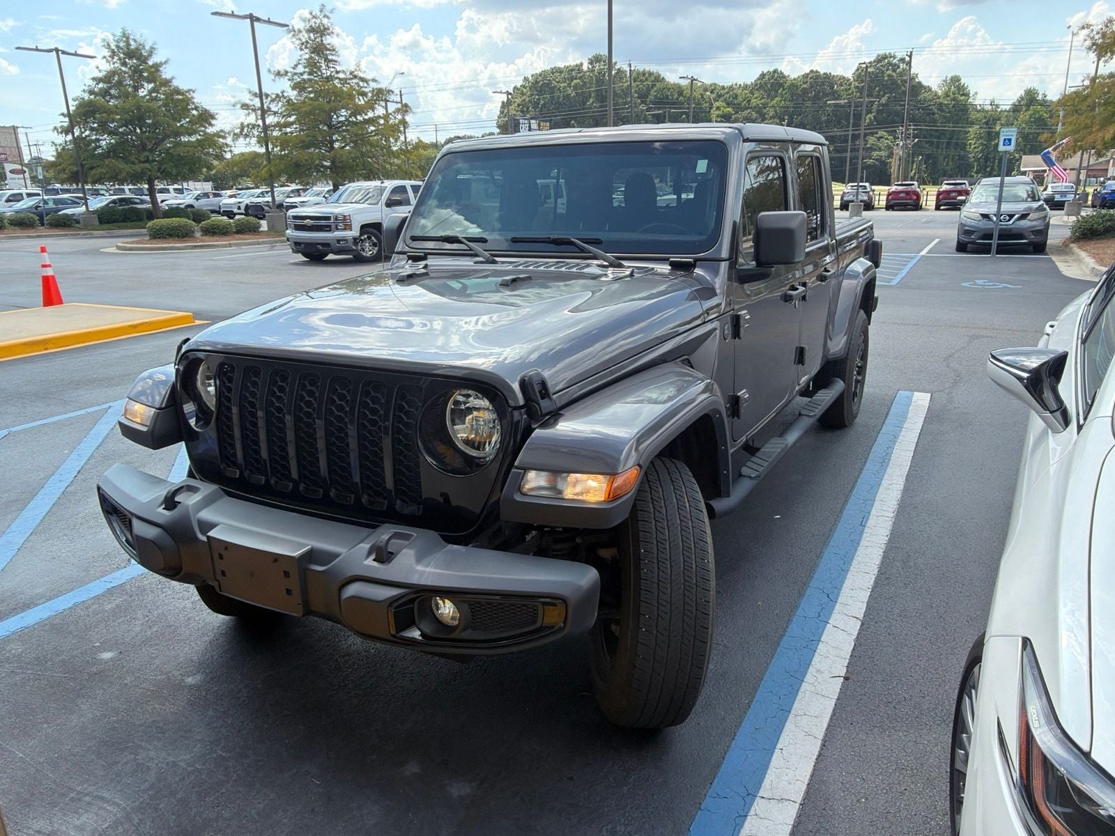 2022 Jeep Gladiator Sport