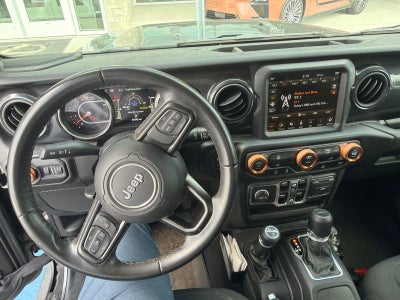 2022 Jeep Gladiator Sport