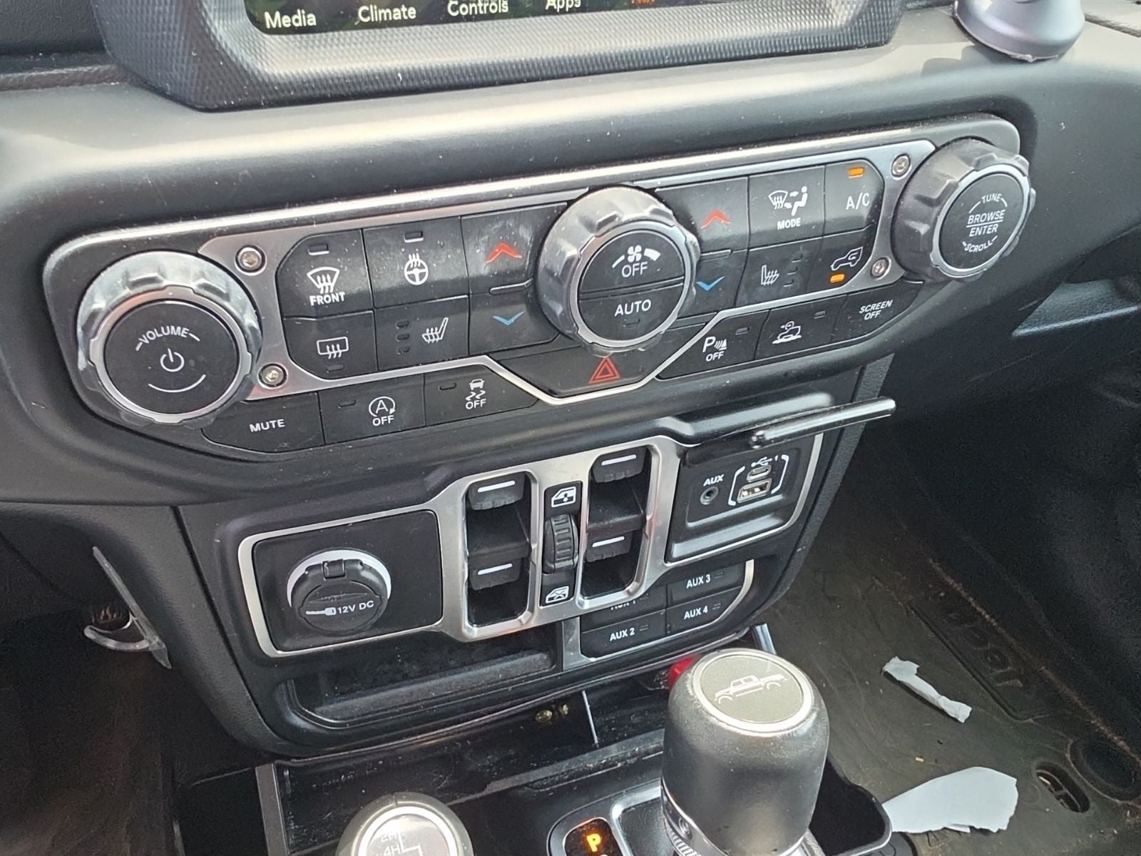 2023 Jeep Gladiator Overland