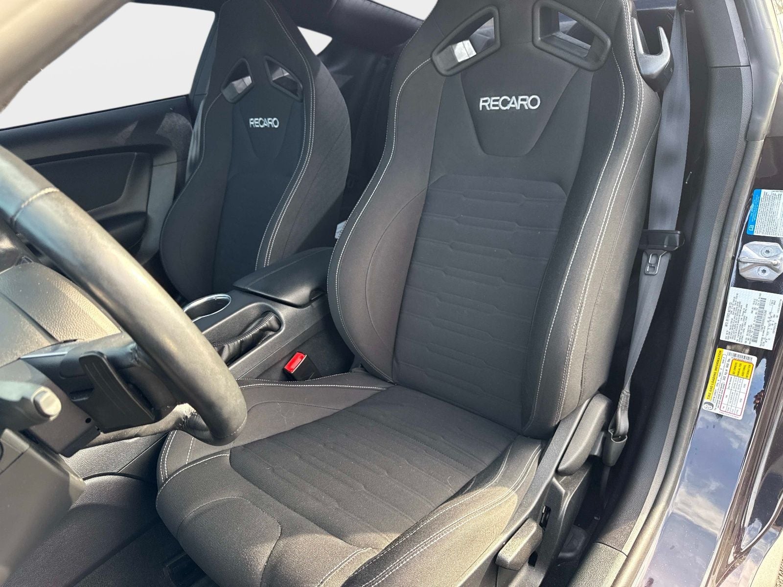 2022 Ford Mustang Mach 1