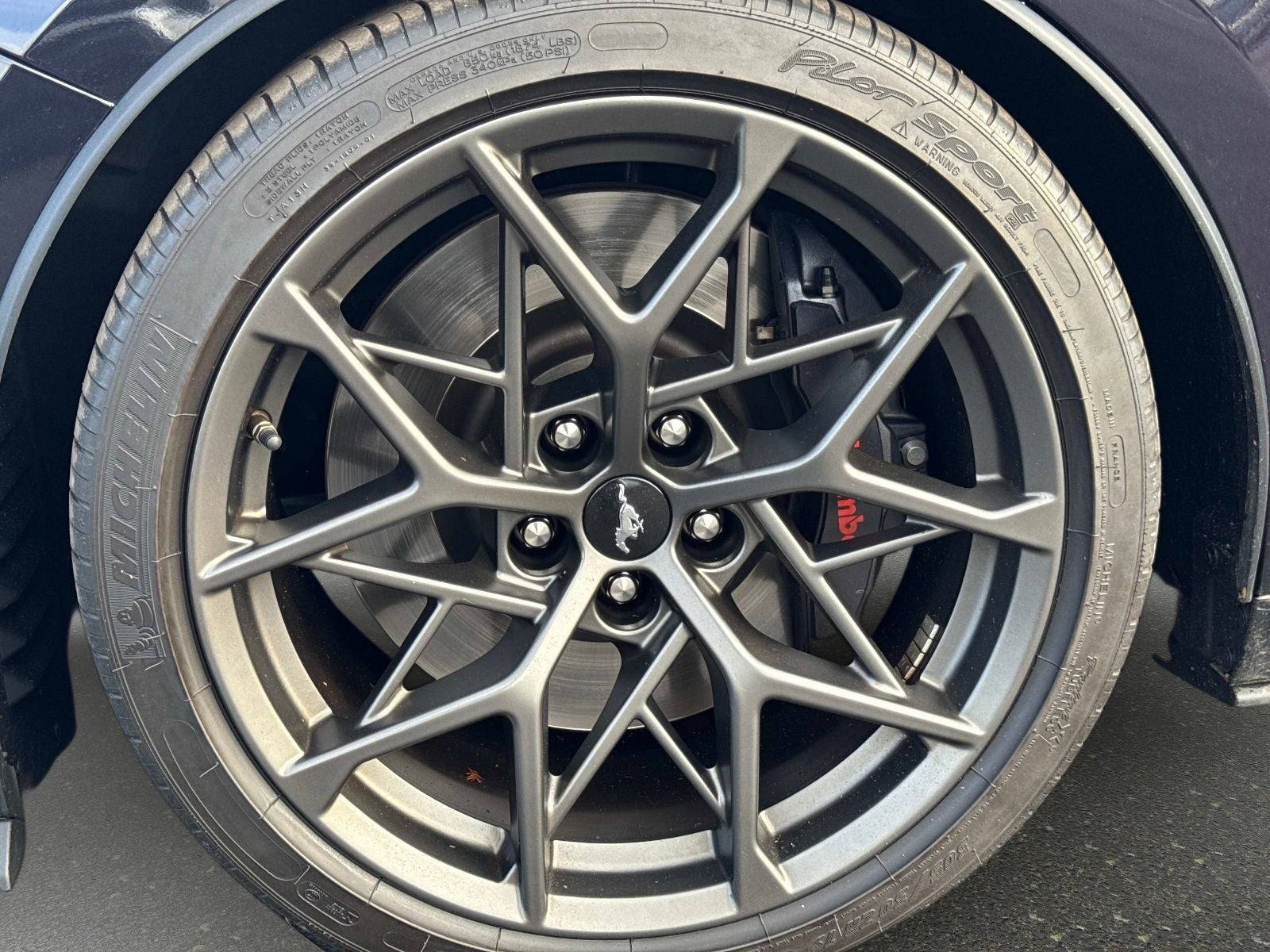 2022 Ford Mustang Mach 1