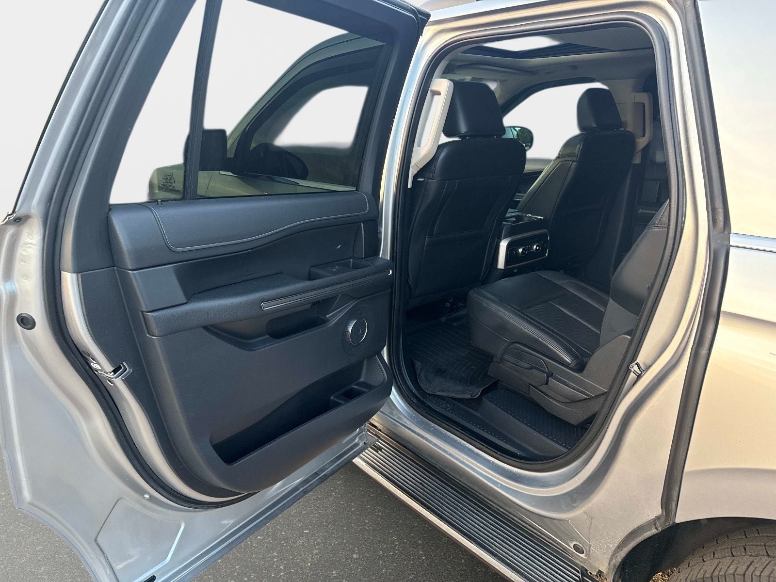 2022 Ford Expedition Max XLT