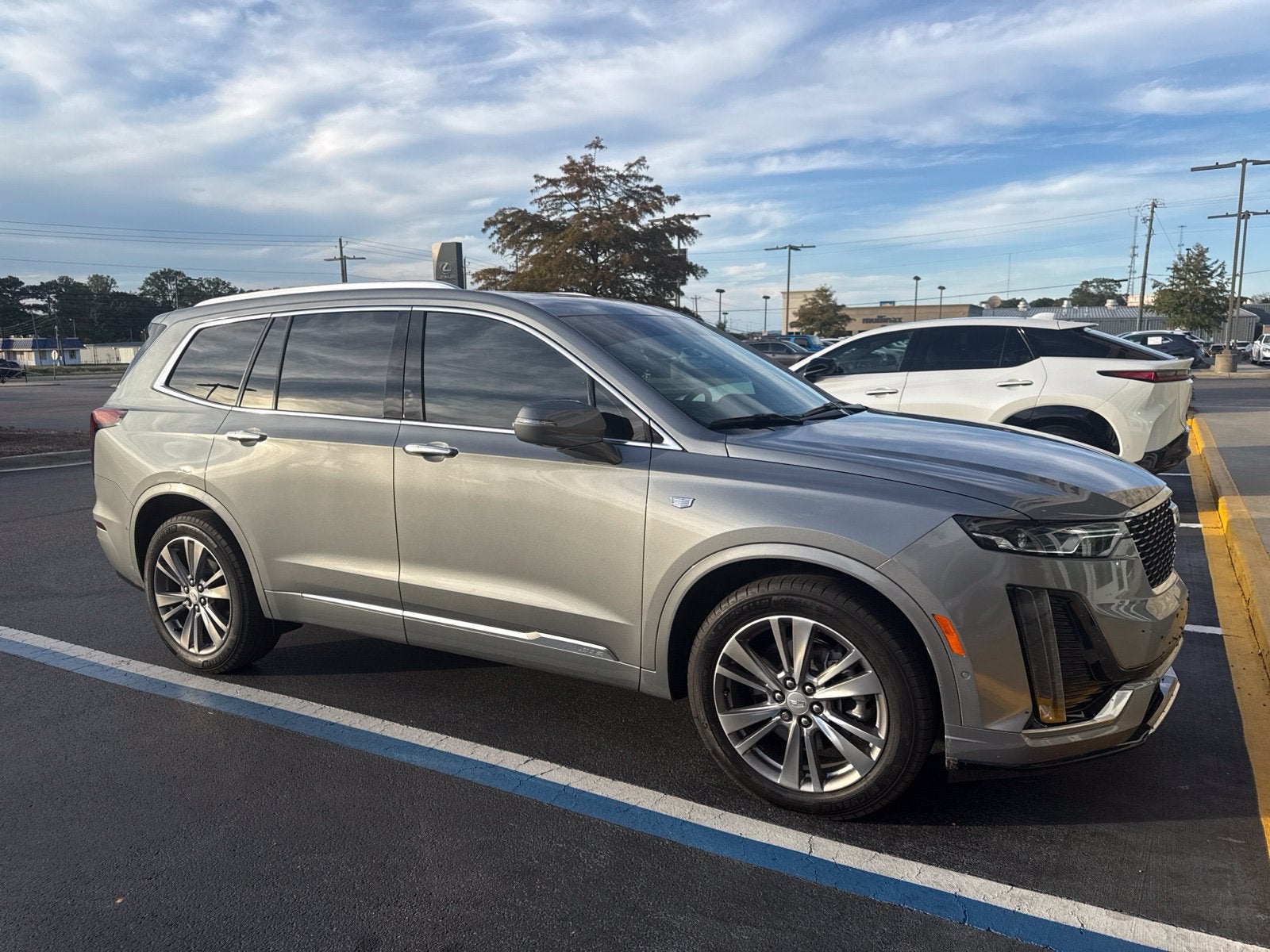 2024 Cadillac XT6 Premium Luxury