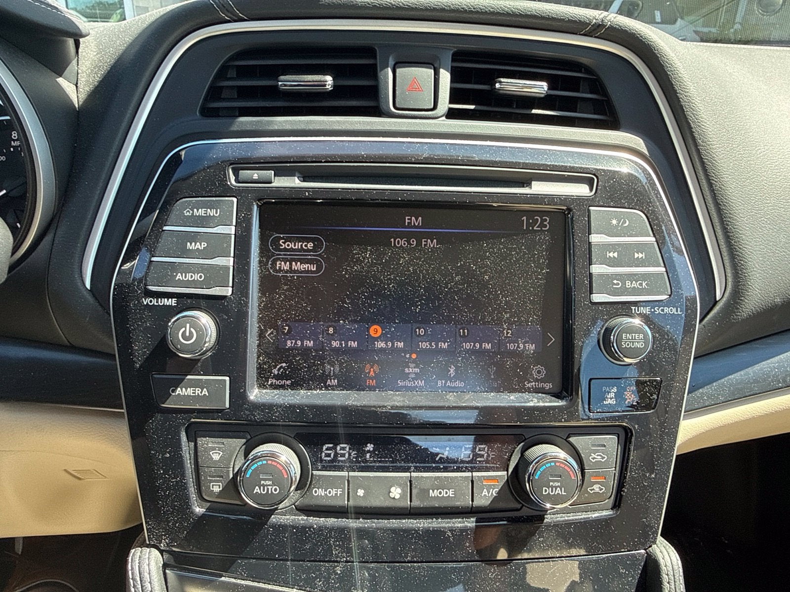 2023 Nissan Maxima Platinum