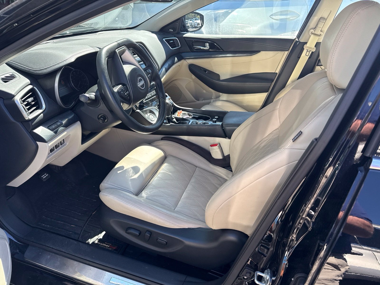 2023 Nissan Maxima Platinum