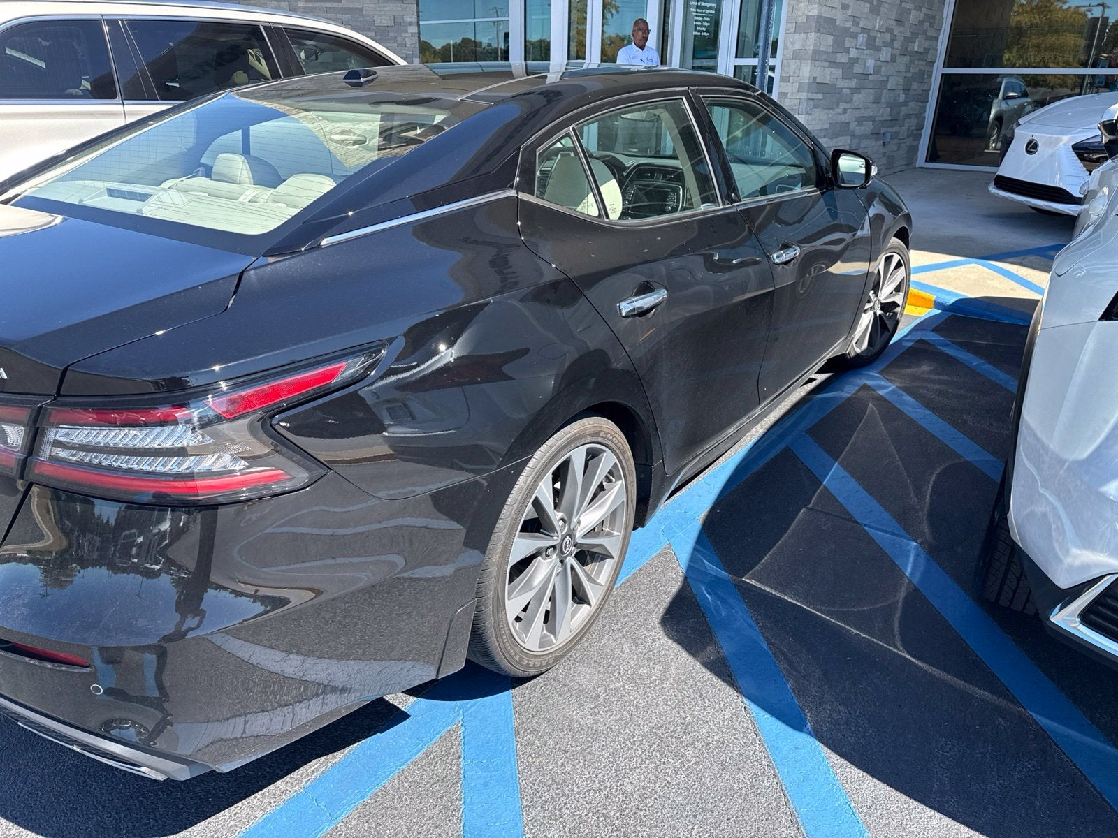2023 Nissan Maxima Platinum