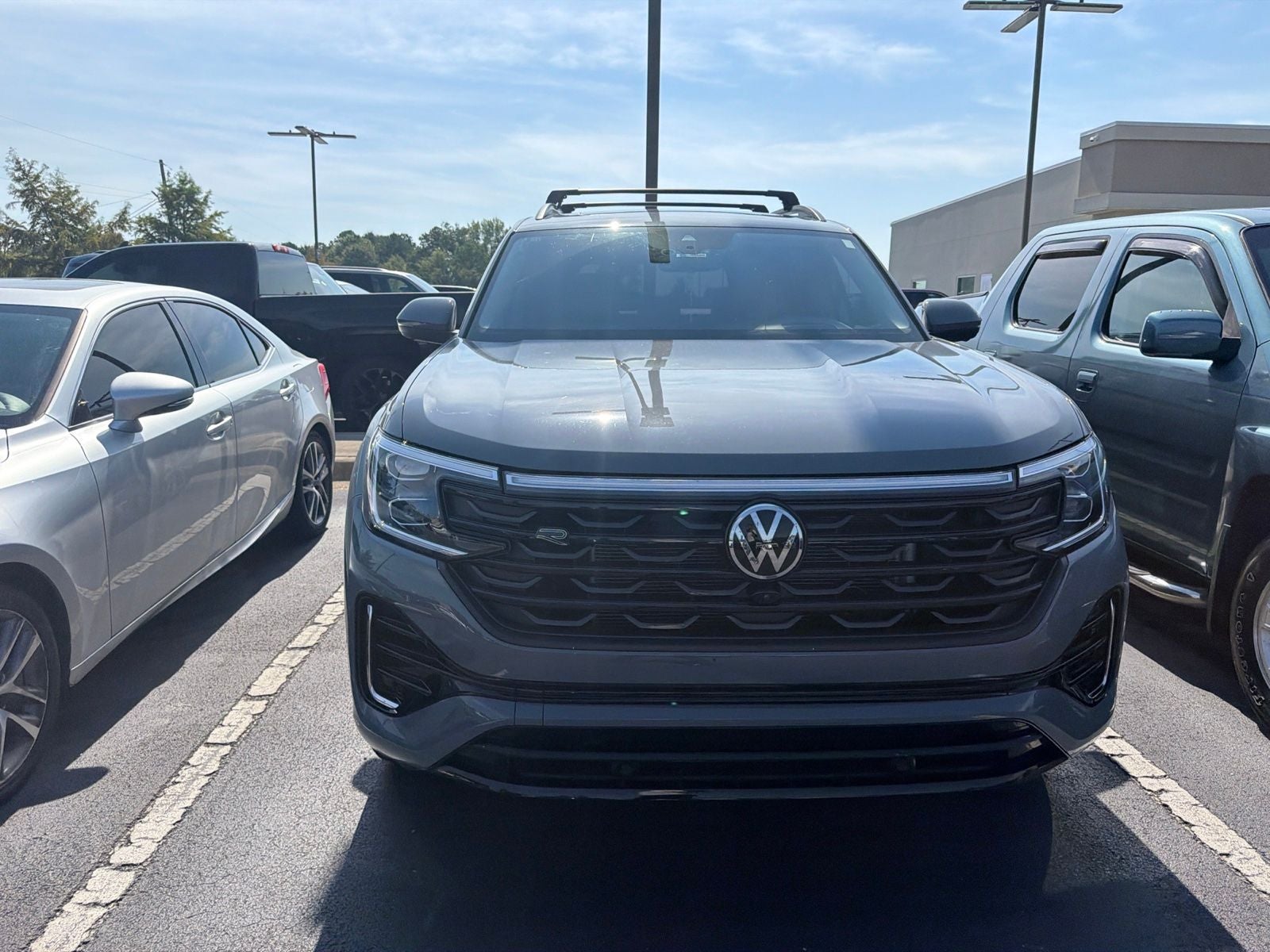2025 Volkswagen Atlas 2.0T SEL Premium R-Line