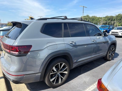 2025 Volkswagen Atlas 2.0T SEL Premium R-Line