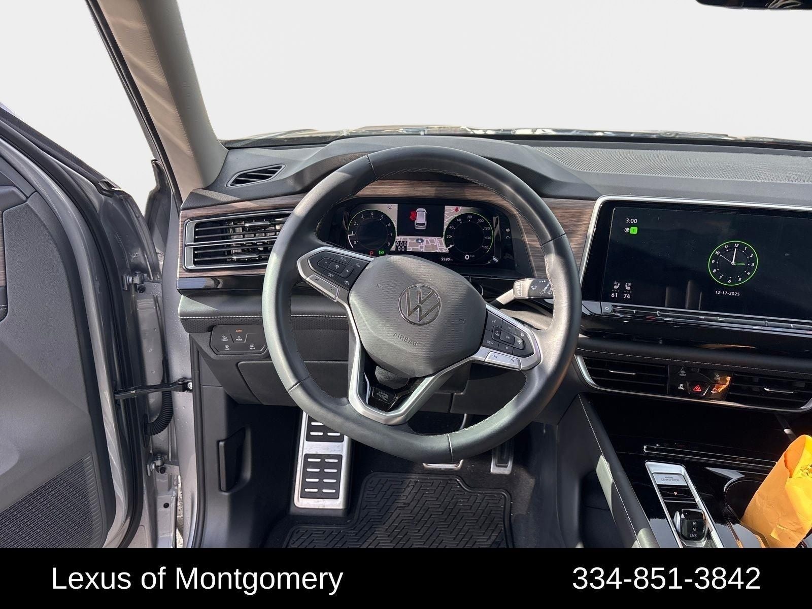 2025 Volkswagen Atlas 2.0T SEL Premium R-Line