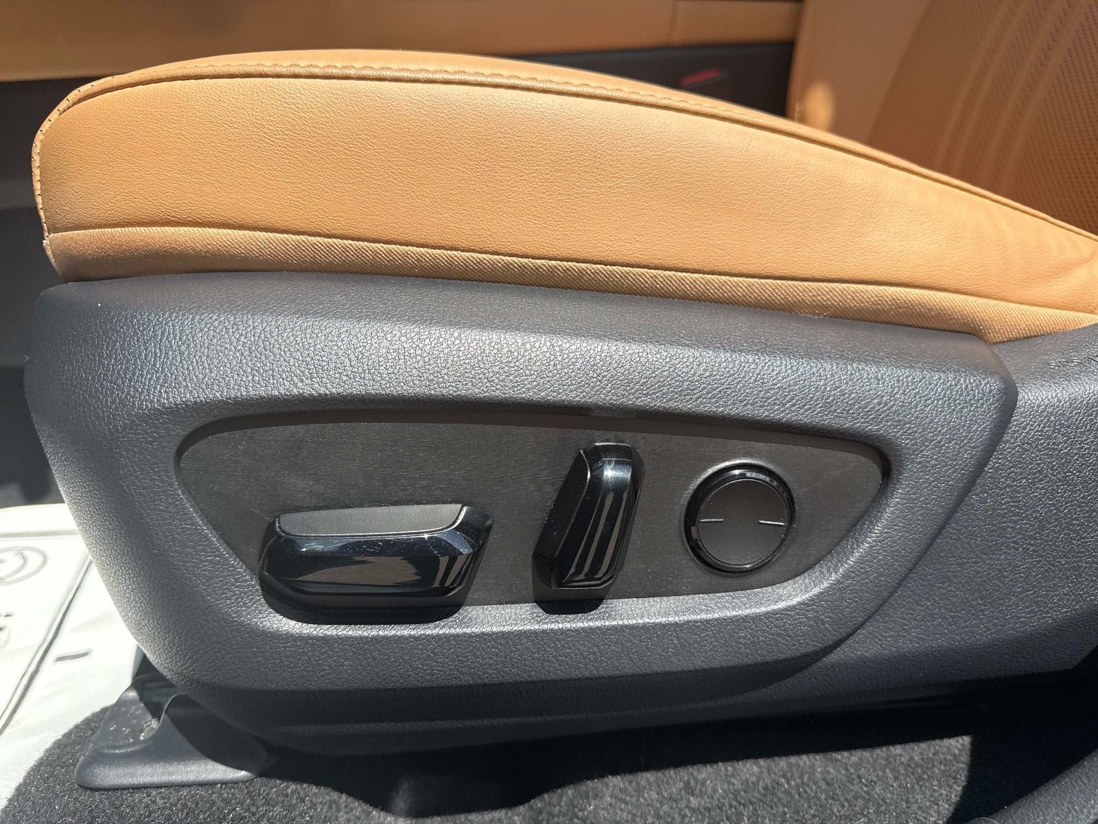 2025 Lexus NX 250 Premium