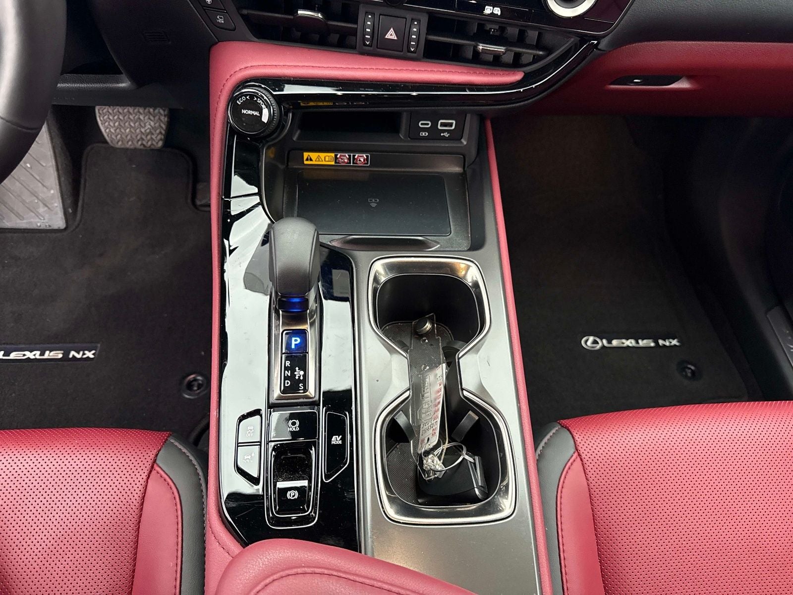 2025 Lexus NX 350h Luxury