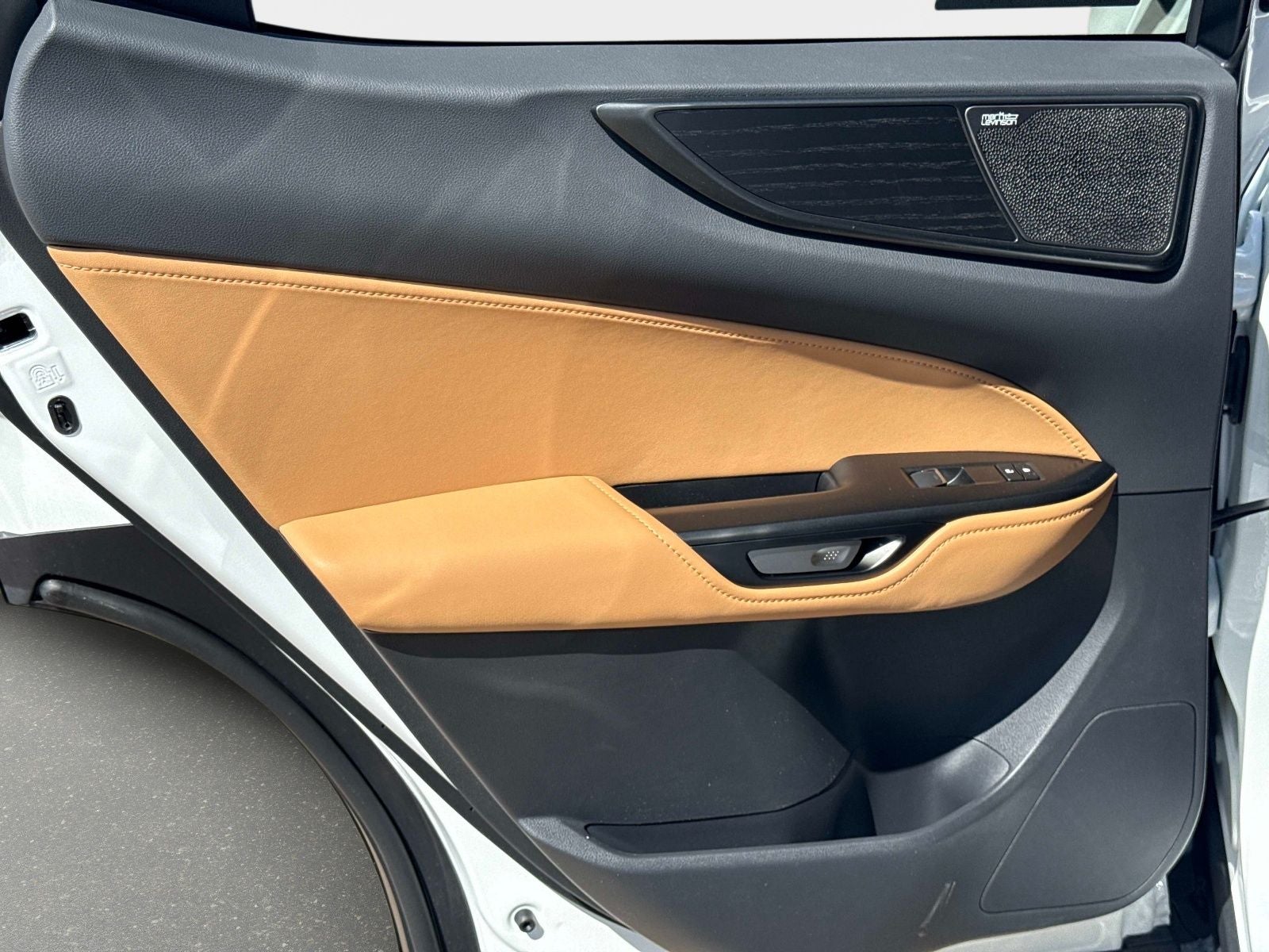 2026 Lexus NX 350h Luxury