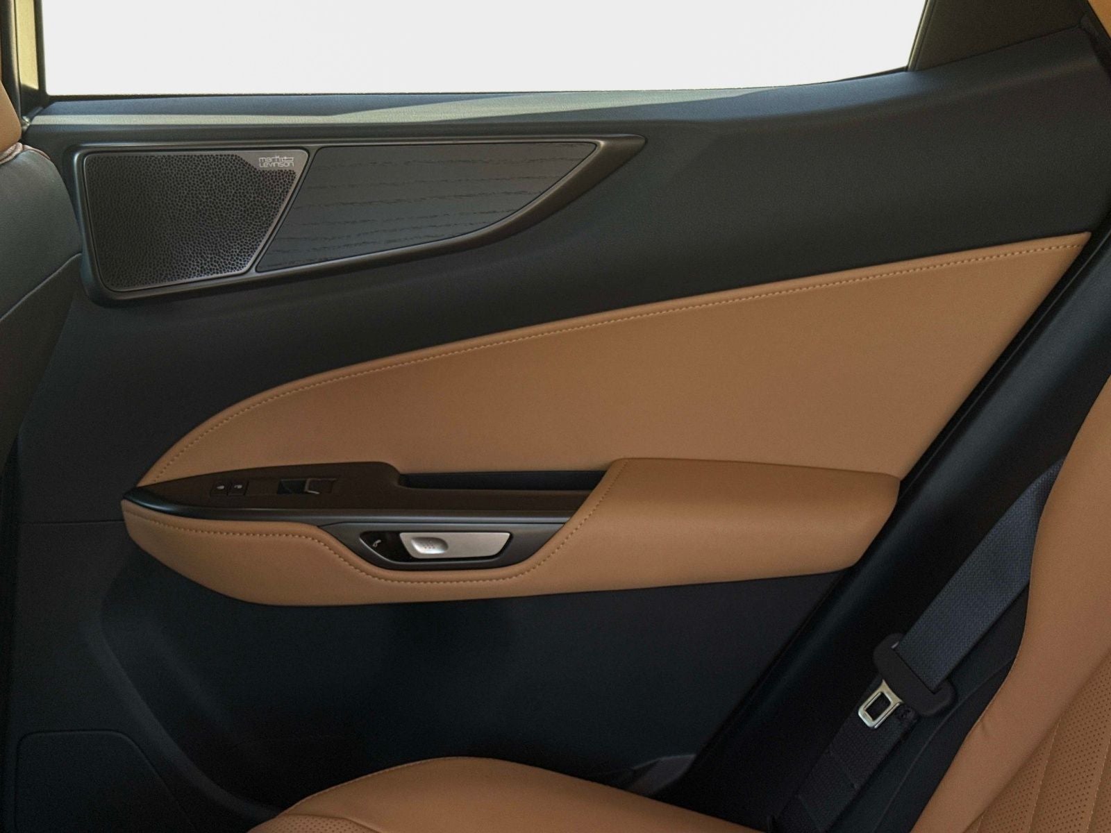 2026 Lexus NX 350h Luxury