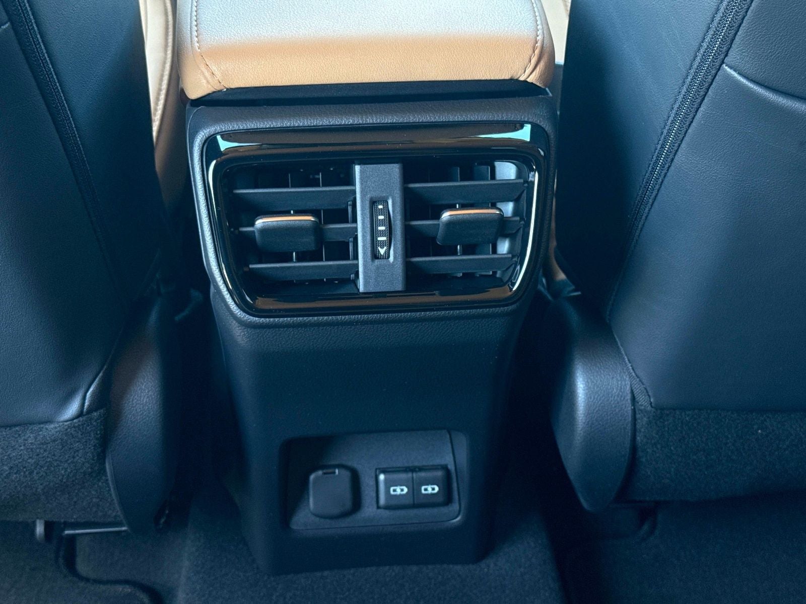 2026 Lexus NX 350h Luxury