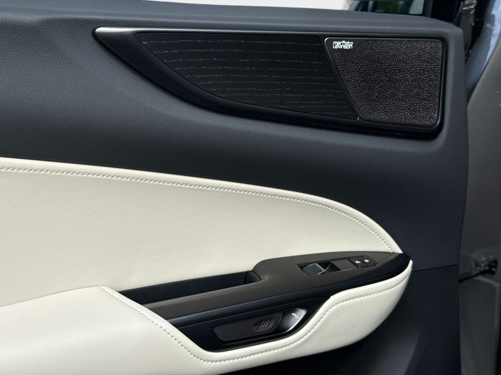 2026 Lexus NX 350h Luxury