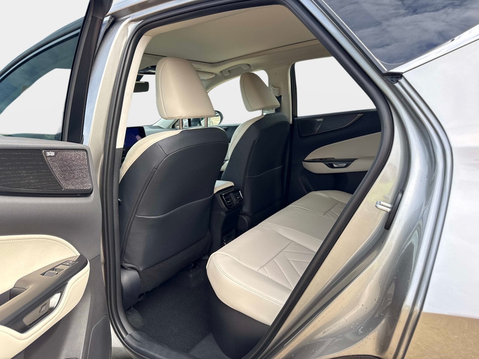 2026 Lexus NX 350h Luxury