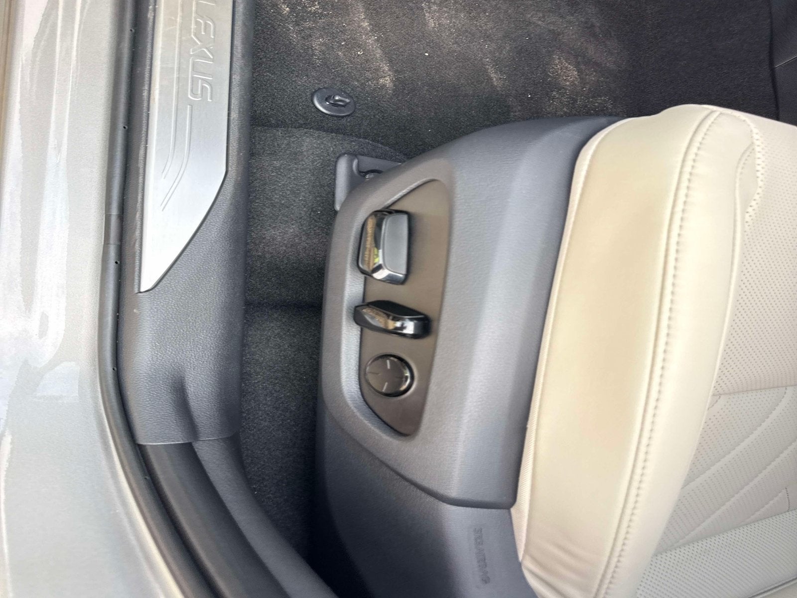 2026 Lexus NX 350h Luxury