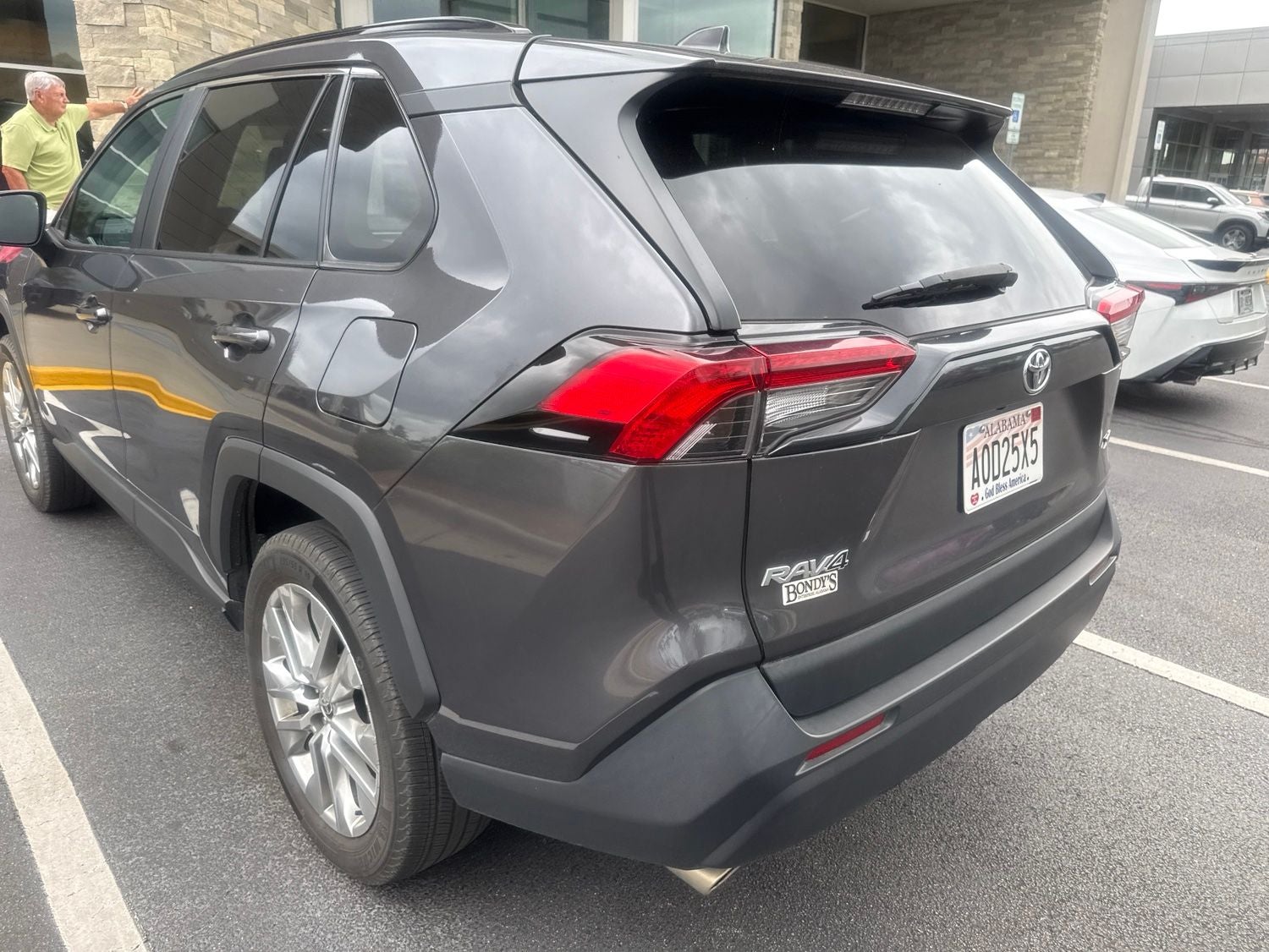 2023 Toyota RAV4 XLE Premium