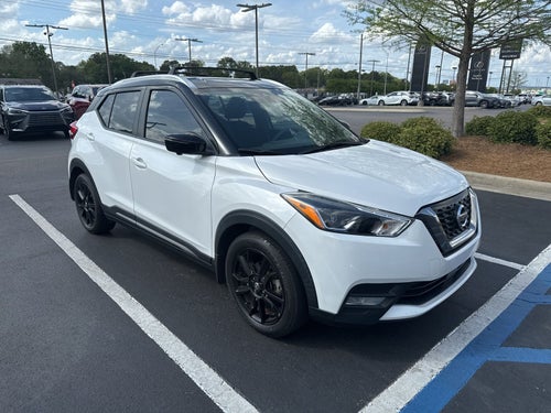 2020 Nissan Kicks SR