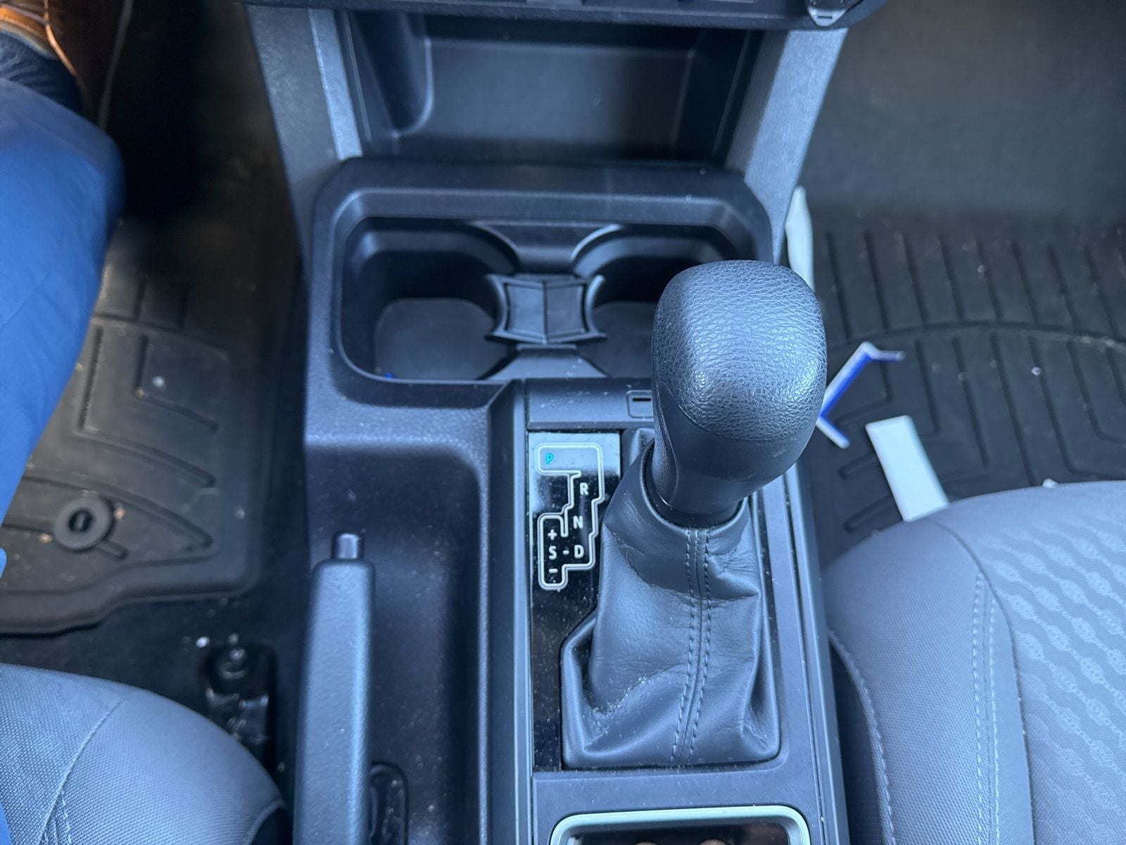 2023 Toyota Tacoma SR V6