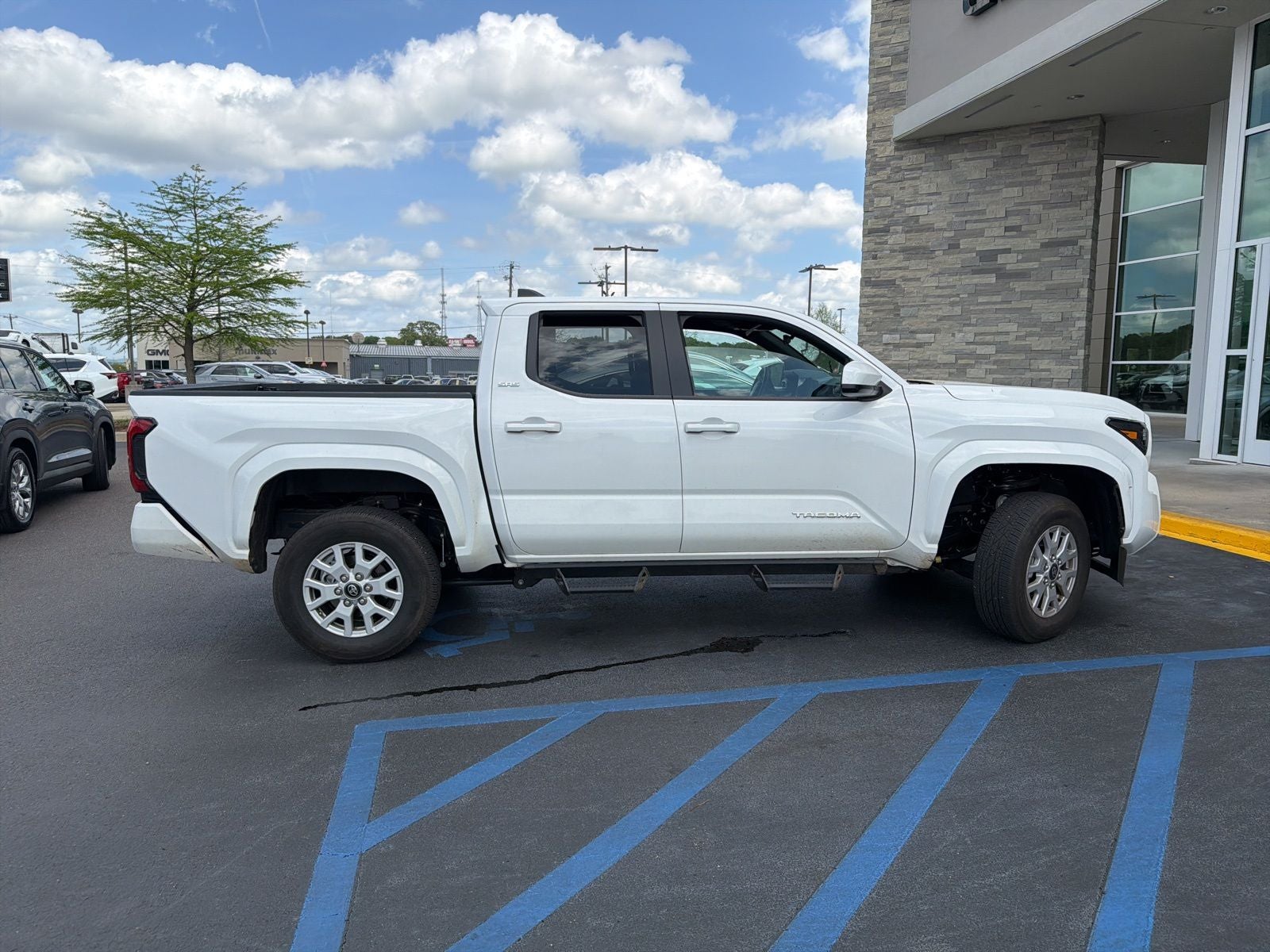 2024 Toyota Tacoma SR5