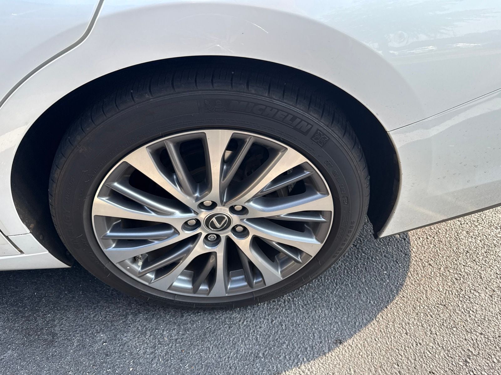 2019 Lexus ES 350 Luxury