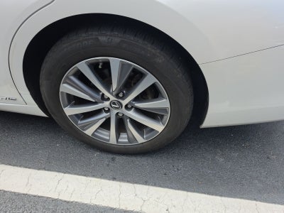2021 Lexus ES 300h