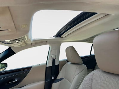 2021 Lexus ES 300h