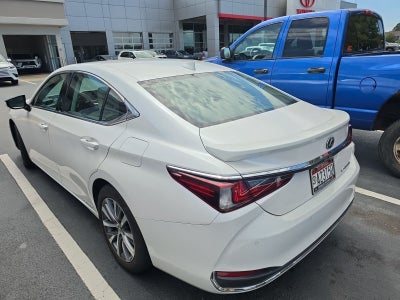 2021 Lexus ES 300h