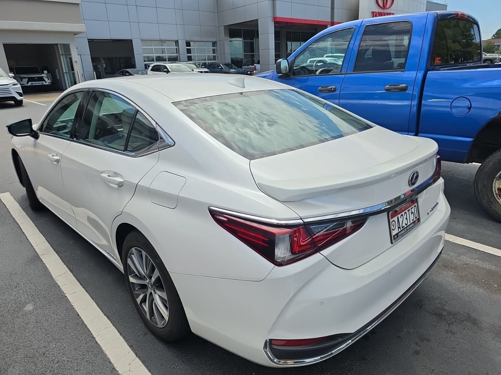 2021 Lexus ES 300h