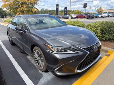 2022 Lexus ES 300h