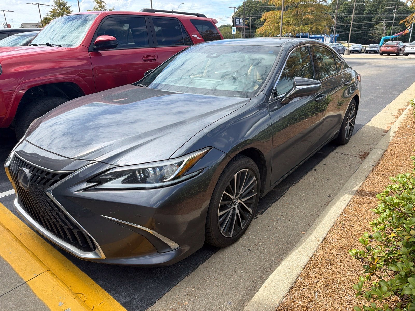 2022 Lexus ES 300h
