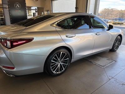 2022 Lexus ES 350