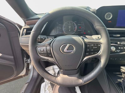 2025 Lexus ES 350