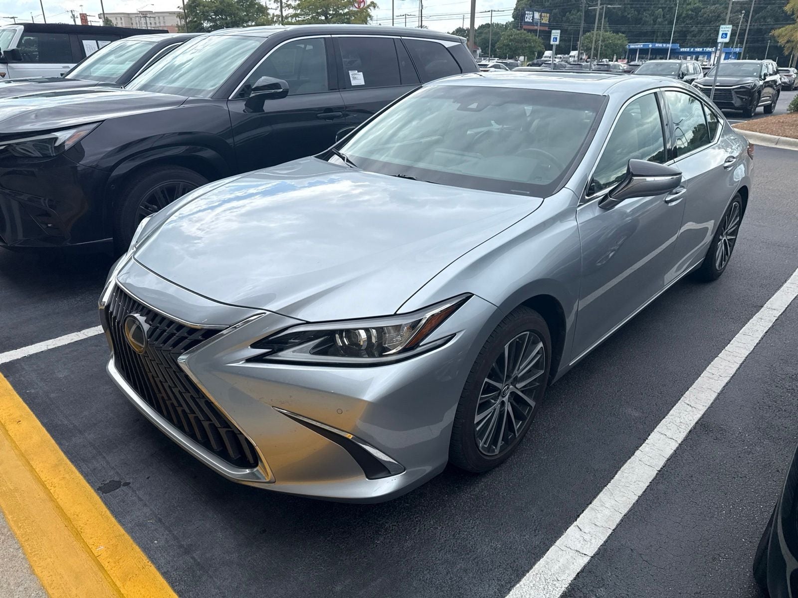 2023 Lexus ES 350