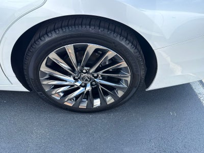 2024 Lexus ES 300h Ultra Luxury