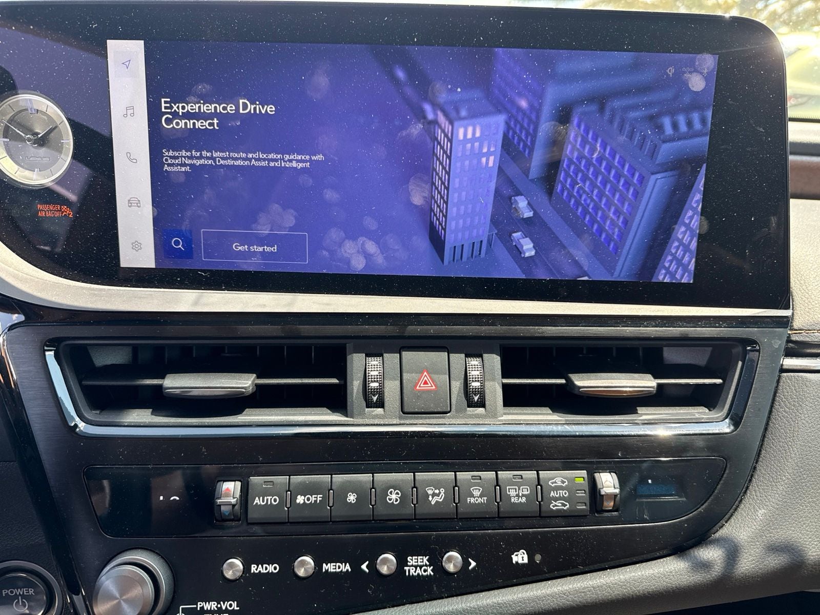 2024 Lexus ES 300h Ultra Luxury