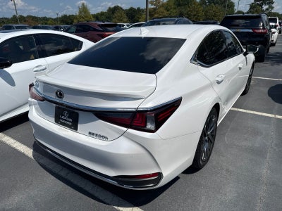 2024 Lexus ES 300h Ultra Luxury