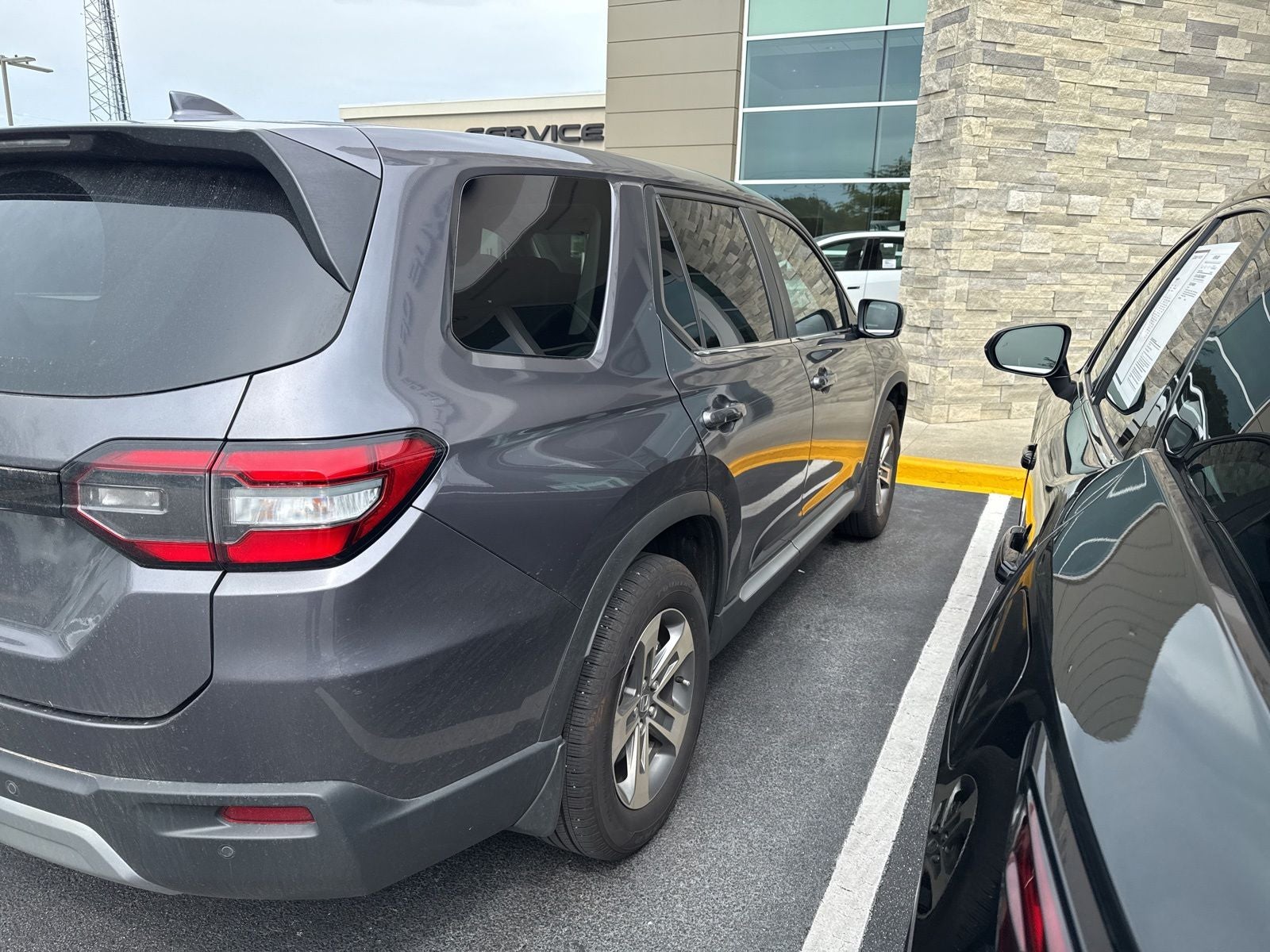 2023 Honda Pilot EX-L 7 Passenger