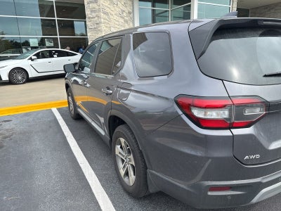 2023 Honda Pilot EX-L 7 Passenger