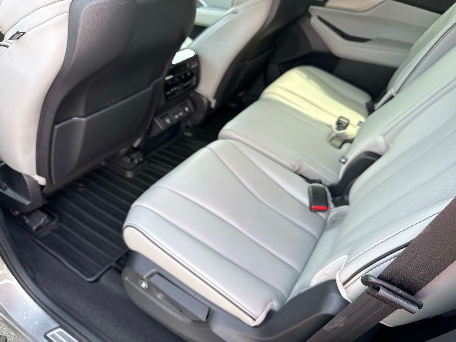 2022 Acura MDX Advance SH-AWD