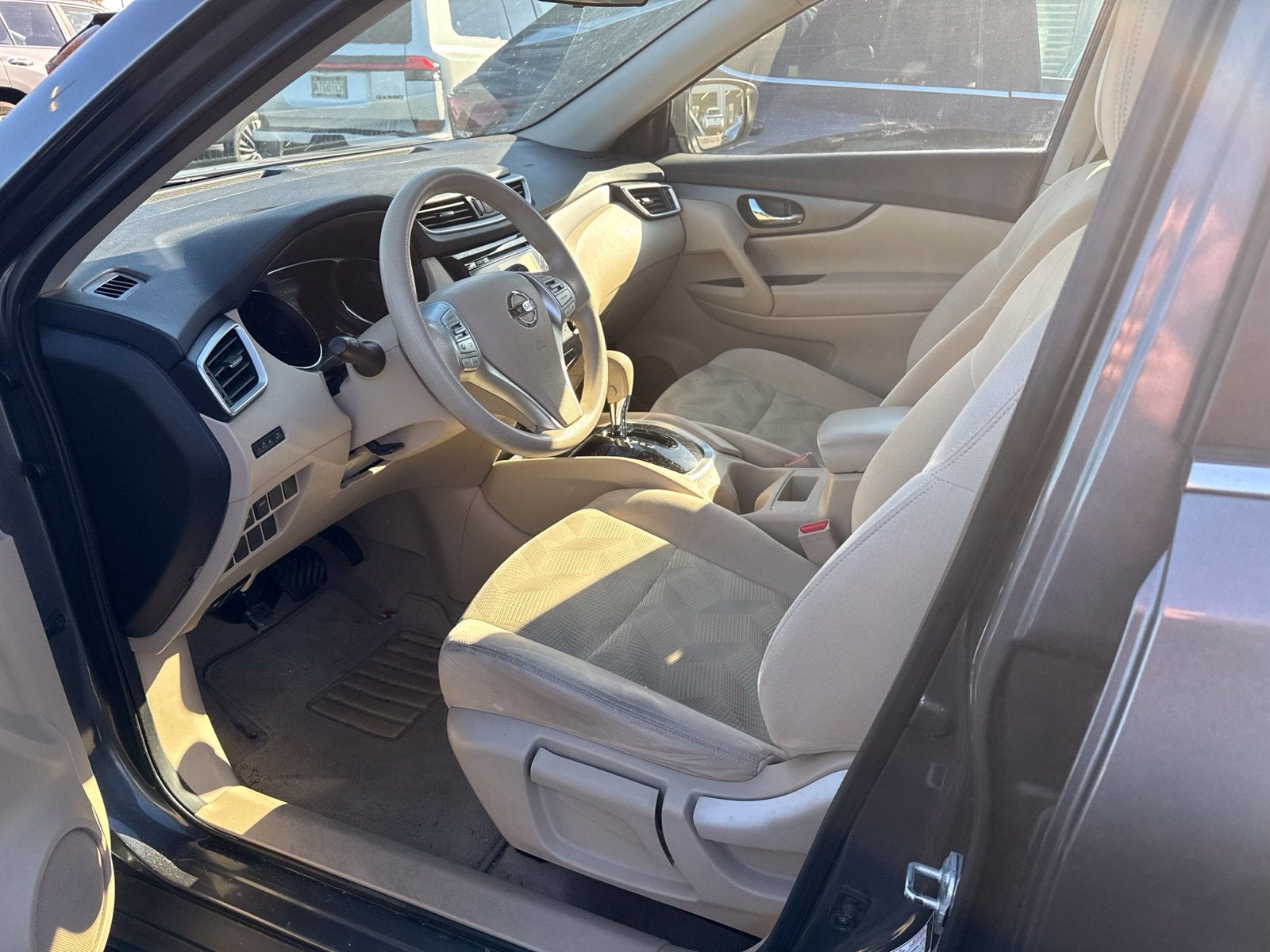 Used 2014 Nissan Rogue S with VIN 5N1AT2ML3EC870015 for sale in Montgomery, AL