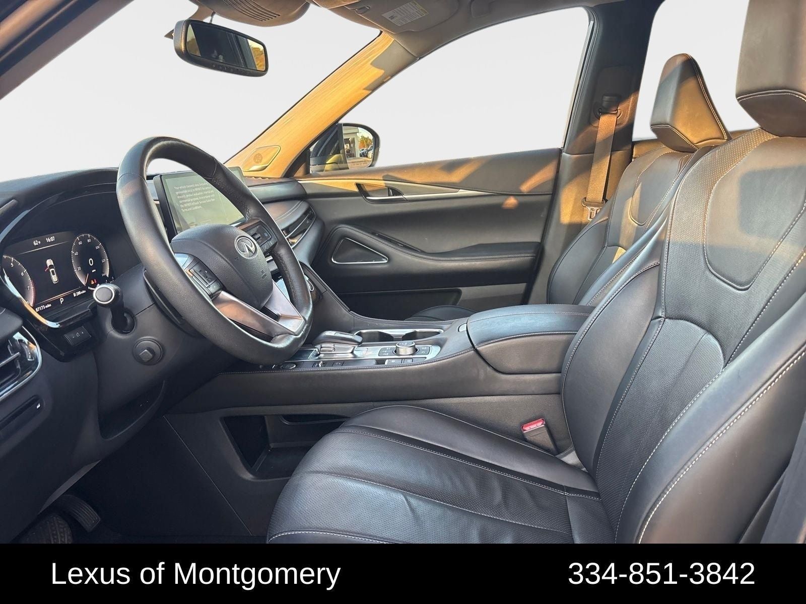 2022 INFINITI QX60 LUXE