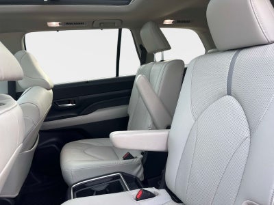2024 Toyota Grand Highlander Platinum