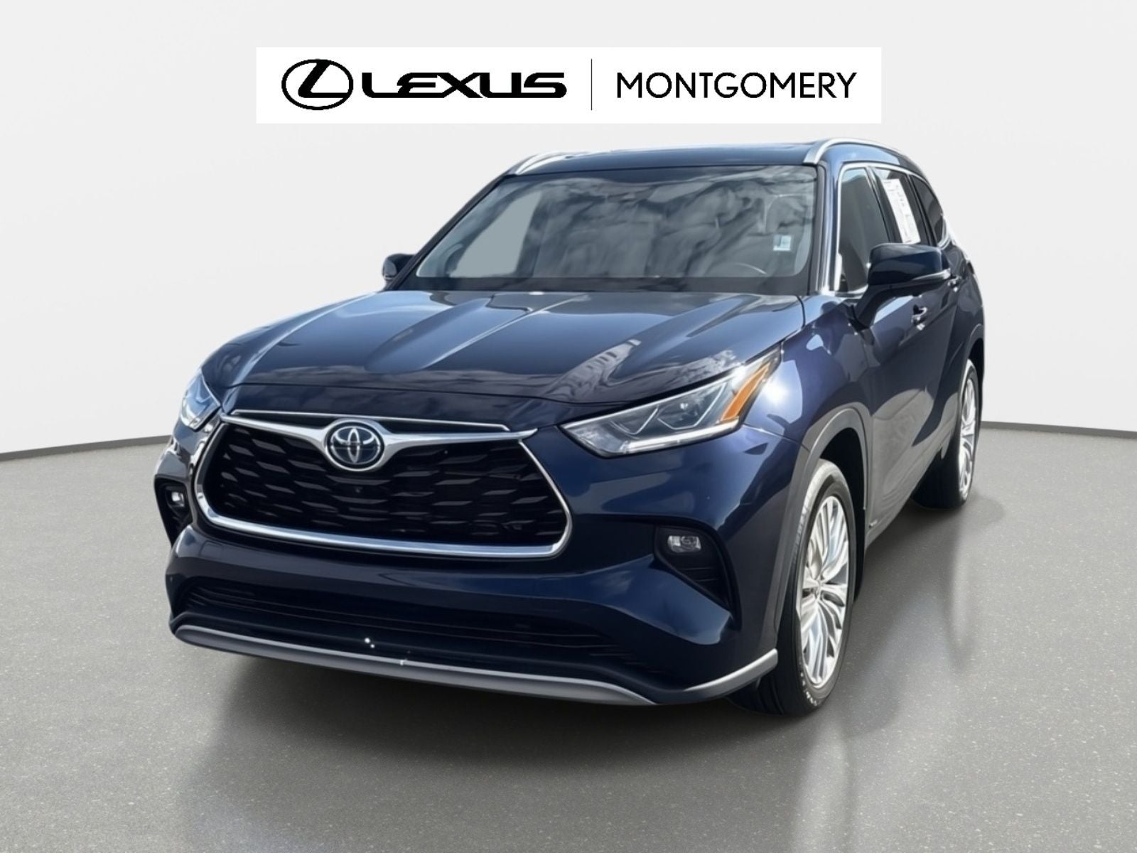 2023 Toyota Highlander Hybrid Platinum