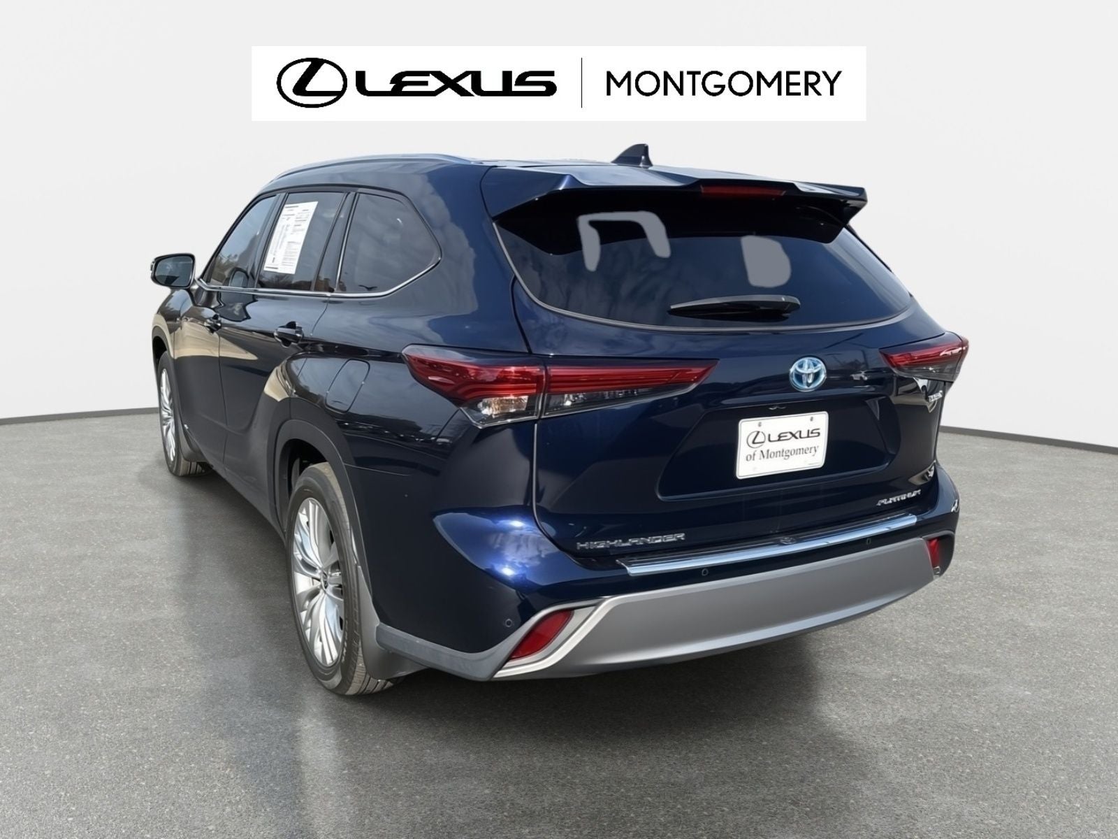 2023 Toyota Highlander Hybrid Platinum