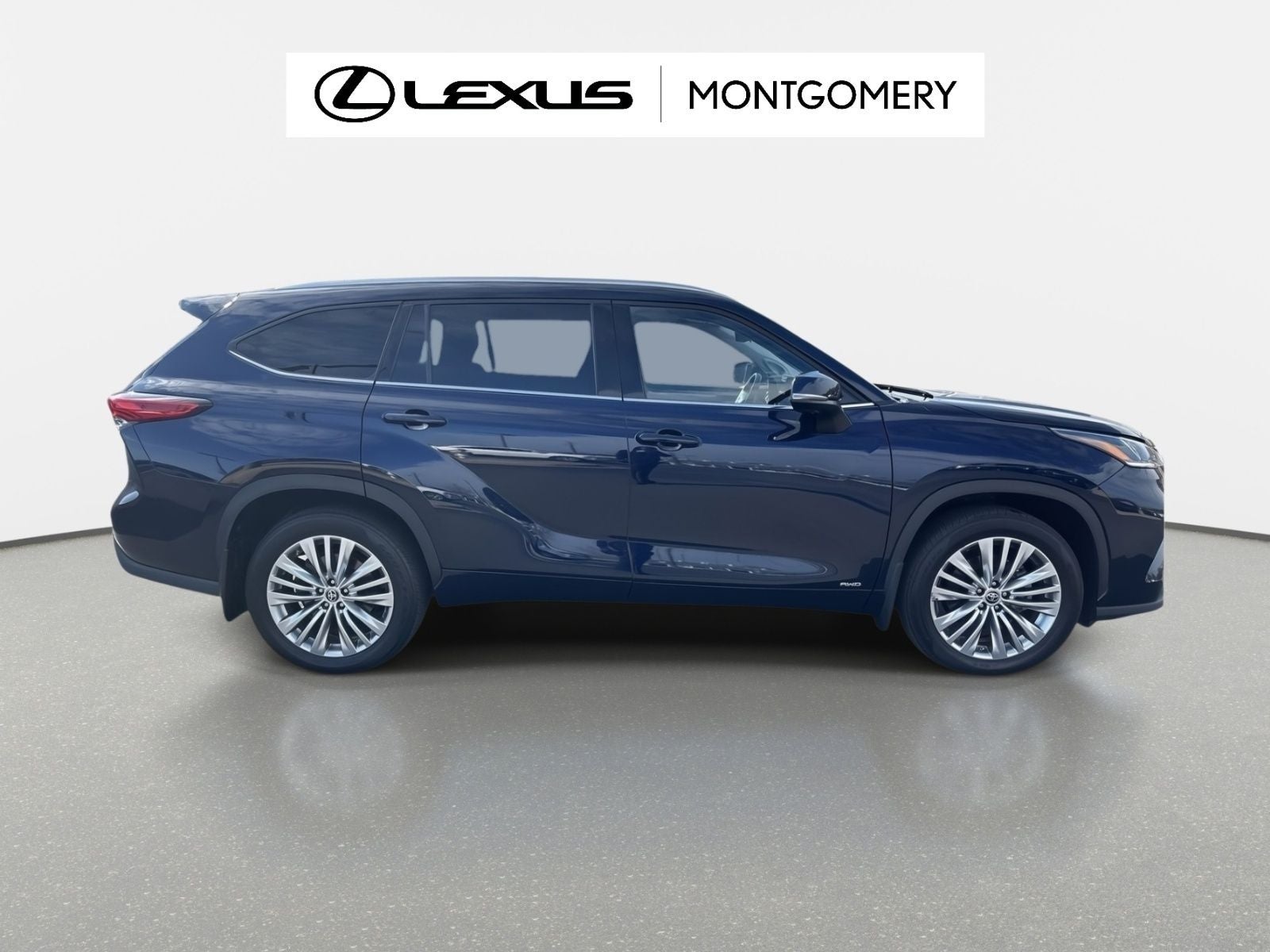 2023 Toyota Highlander Hybrid Platinum