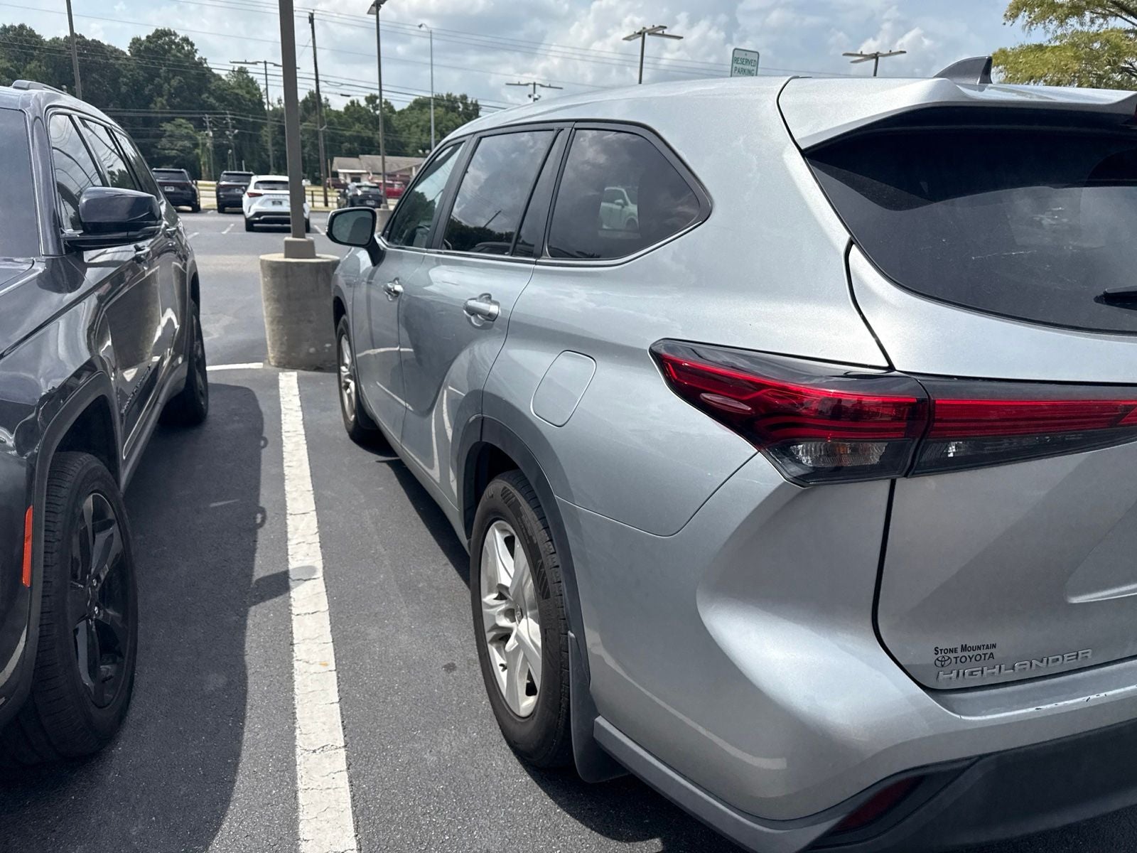 2023 Toyota Highlander LE